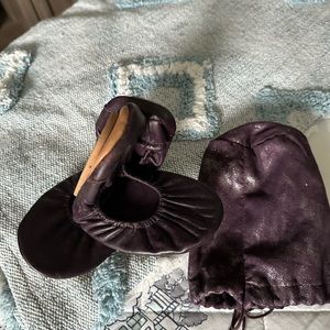 Soft sole slip on shoes light weigh/ fold into bag do purple sz 8.5